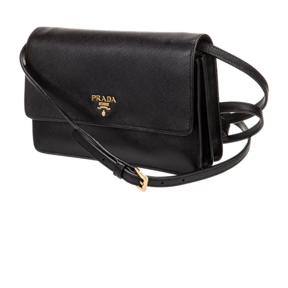 Prada
Saffiano Leather Metal Crossbody Bag - Picture 1 of 5